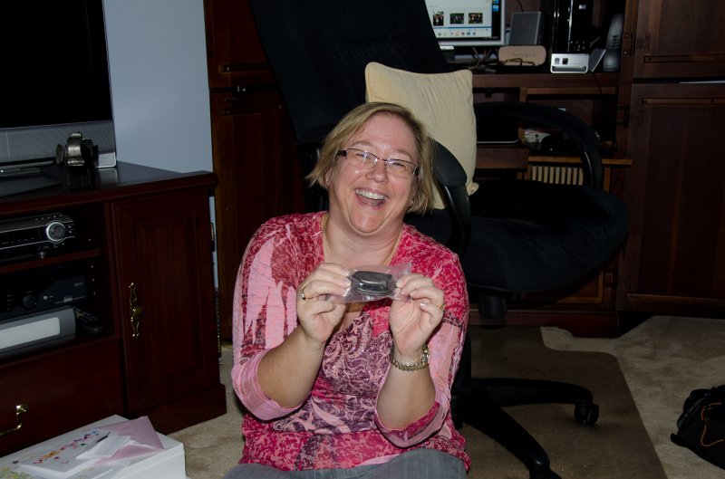 CathieBday070111-4964.jpg - Restoration Hardware, Opening Presents at Grandma's