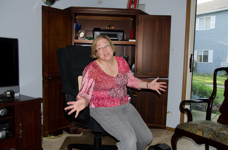 CathieBday070111-4973.jpg - Opening Presents at Grandma's