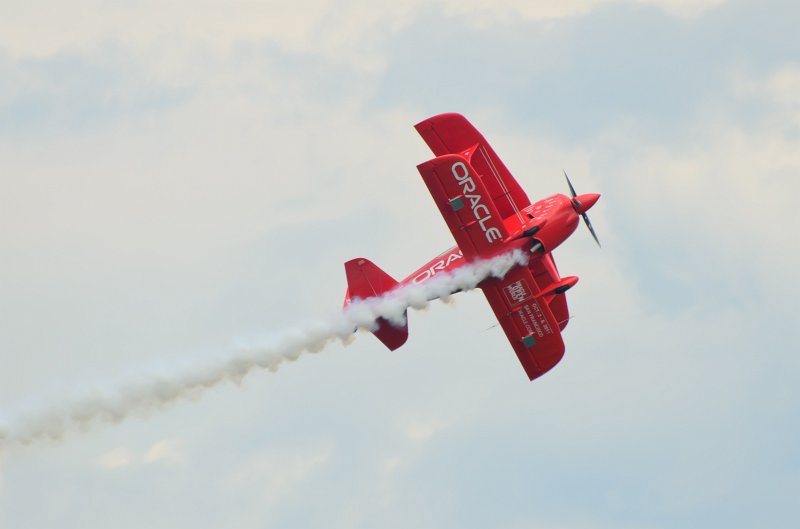 ChicagoAirShow082011-5238.jpg - Sean Tucker & Team Oracle