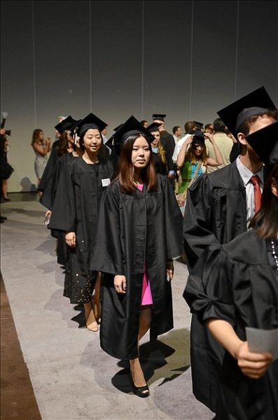 img_50217215_00701_0033.jpg - RISD Commencement Ceremony