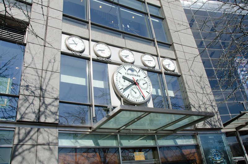 Manhattan032611-1939.jpg - Tourneau Clock on Columbus Circle