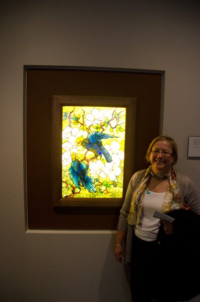 Manhattan032611-1850-2.jpg - Cathie in front of "Hibiscus and Parrots," Tiffany, 1910-1920