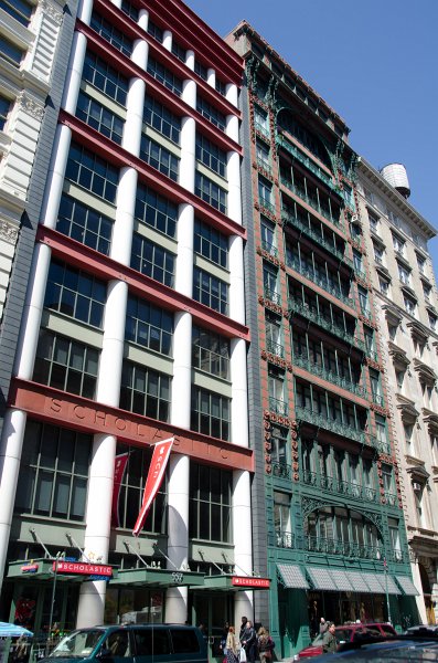 Manhattan032611-1978.jpg - \