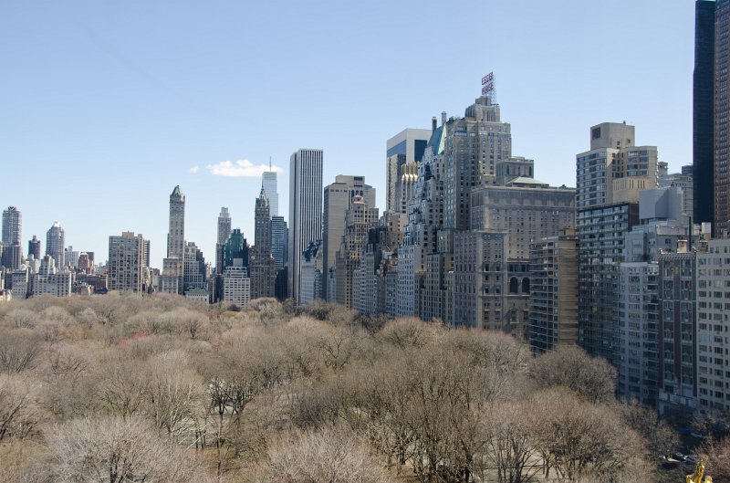 Manhattan032611-1798-2.jpg - Central Park, view along 59th St looking East from Room 1104, Trump International Tower and Hotel