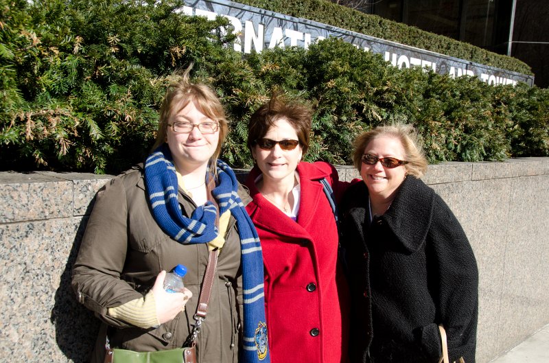 Manhattan032611-1960.jpg - Liz, Vicki, and Cathie infront of Trump Hotel