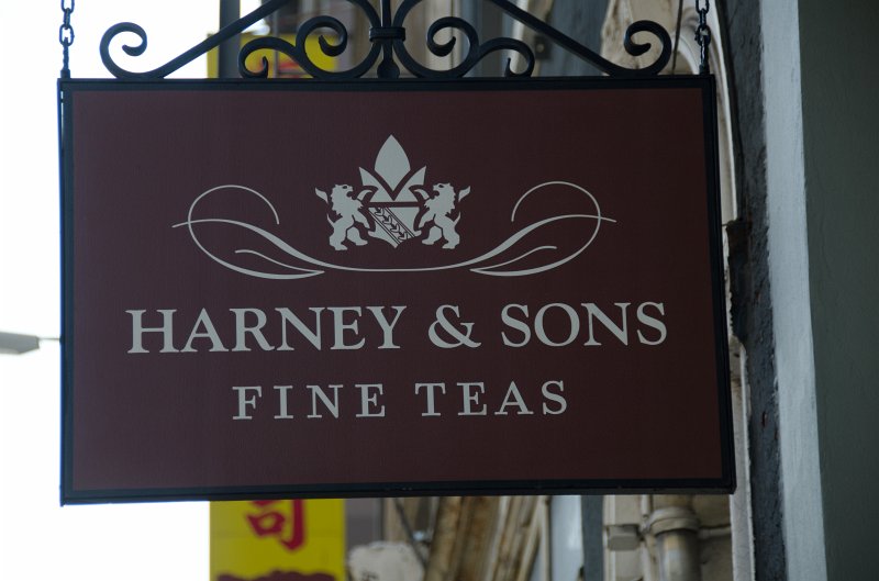 Manhattan032611-1971.jpg - Harney & Sons Fine Teas