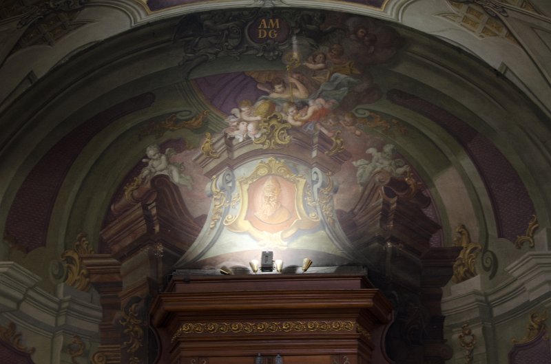 Prague101511-7084.jpg - Kostel svatého Mikuláše / St Nicholas Church