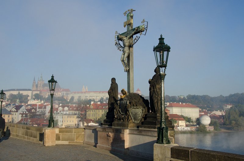 Prague101511-7196.jpg - The Crucifix and Calvary / sousoší Kříže s Kalvárií