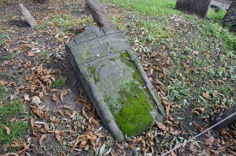 Prague101511-7229.jpg - Old Jewish Cemetery / Stary zidovsky  Hřbitov