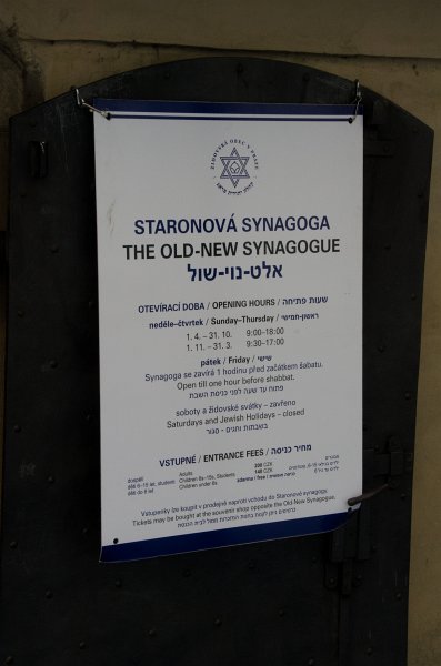 Prague101511-7246.jpg - Old New Synagogue /  Staronová synagoga