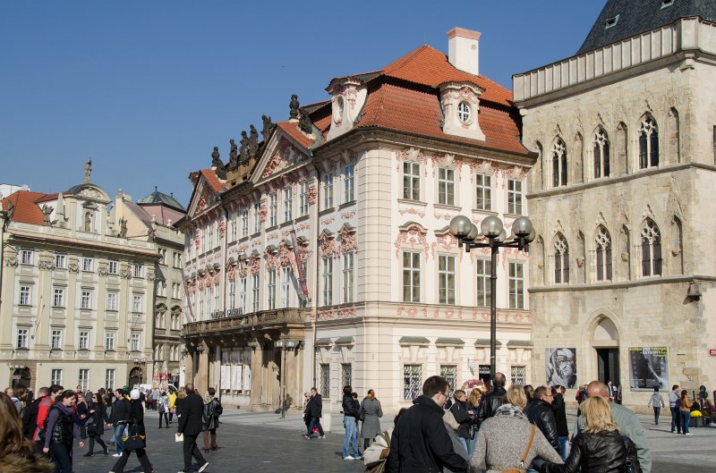 Prague101511-6739.jpg - Palác Kinských / Kinský Palace. Old Town Square /  Staroměstské náměstí. Dům U Kamenného zvonu / The Stone Bell House (right)