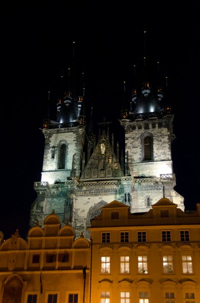 Prague101511-6832.jpg - Týnský Chrám / Church of Our Lady before Týn view from Old Town Square /  Staroměstské náměstí