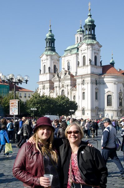 Prague101511-6734.jpg - Liz, Cathie, Old Town Square  /  Staroměstské náměstí. Kostel sv. Mikuláse / St. Nicholas Church (background)