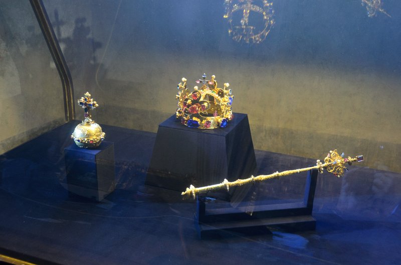 Prague101511-6977.jpg - Bohemian crown jewels, Starý královský palác / Old Royal Palace