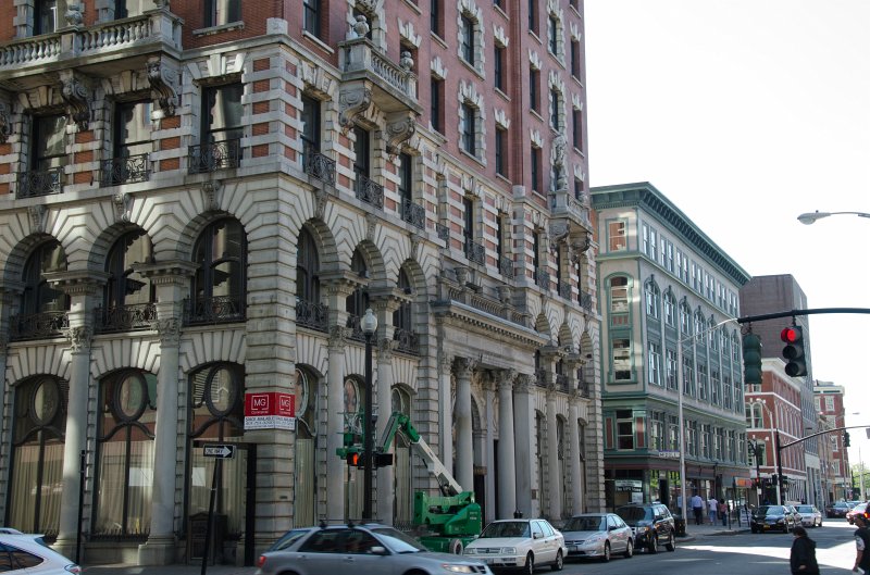 Providence060211-3391.jpg - Union Trust Building, Case-Mead Building (background)