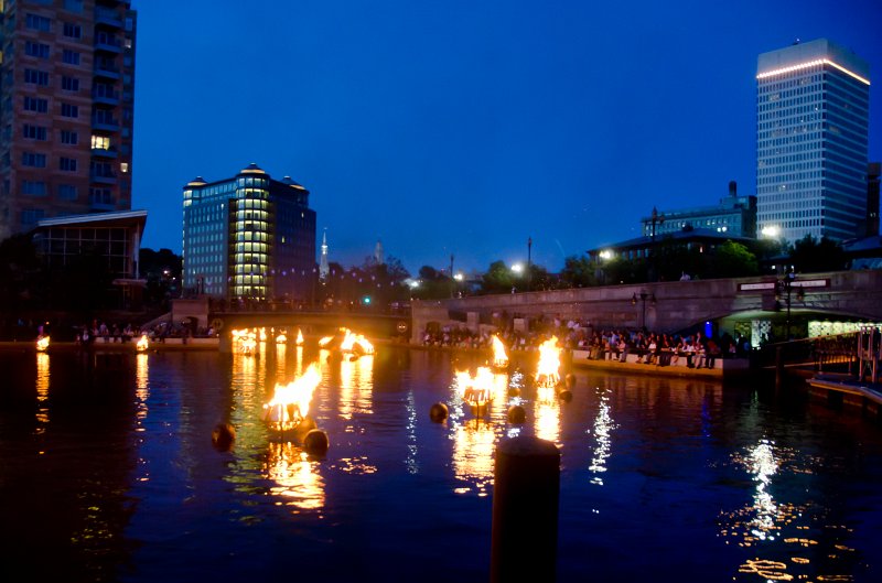 Providence060211-3470.jpg - Waterfire, looking NE toward the Waterplace bridge. One Citizens Plaza (left), One Financial Plaza (right edge)