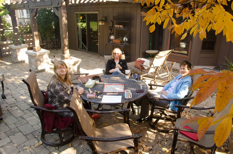 SueVickiBillVisitOct11-6295.jpg - Patio with Vicki, Sue, Bill