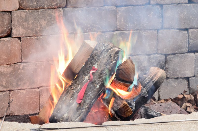 ThanksgivingNov2011-7351.jpg - Patio Fireplace