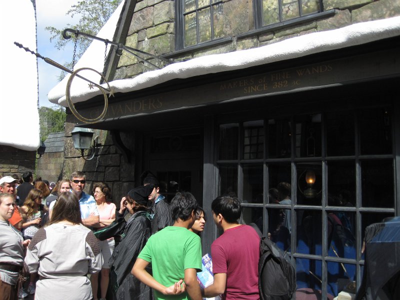 UniversalStudio030511-2356.jpg - Ollivanders, Harry Potter World