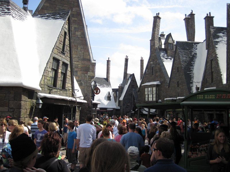 UniversalStudio030511-2360.jpg - Hogsmeade, Harry Potter World