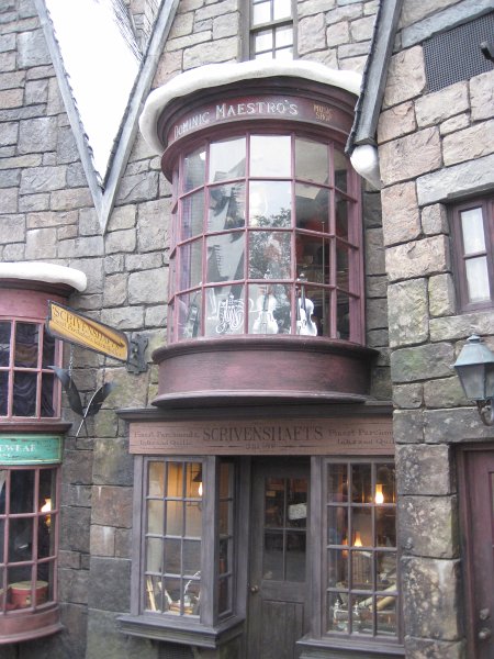 UniversalStudio030511-2368.jpg - Hogsmeade, Harry Potter World