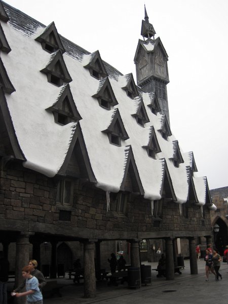 UniversalStudio030511-2369.jpg - Hogsmeade, Harry Potter World