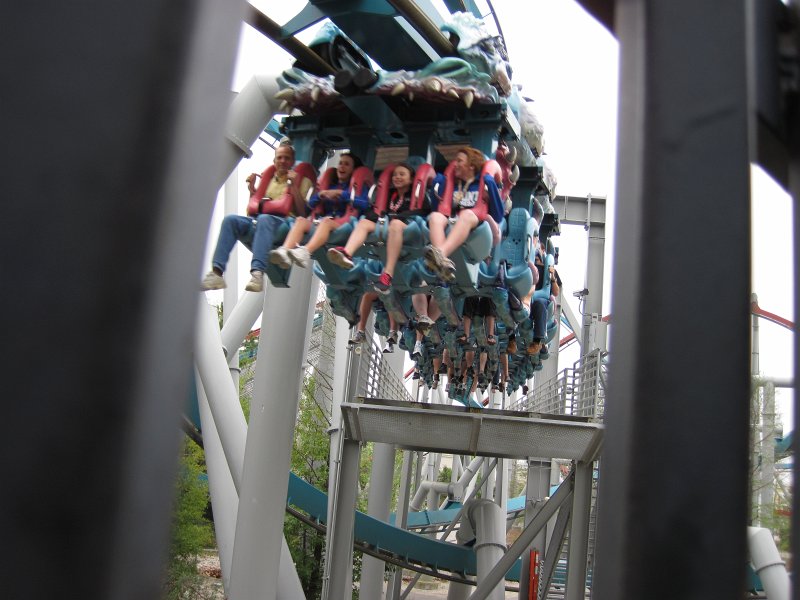 UniversalStudio030511-2378.jpg - Dragon's Challenge, Harry Potter World
