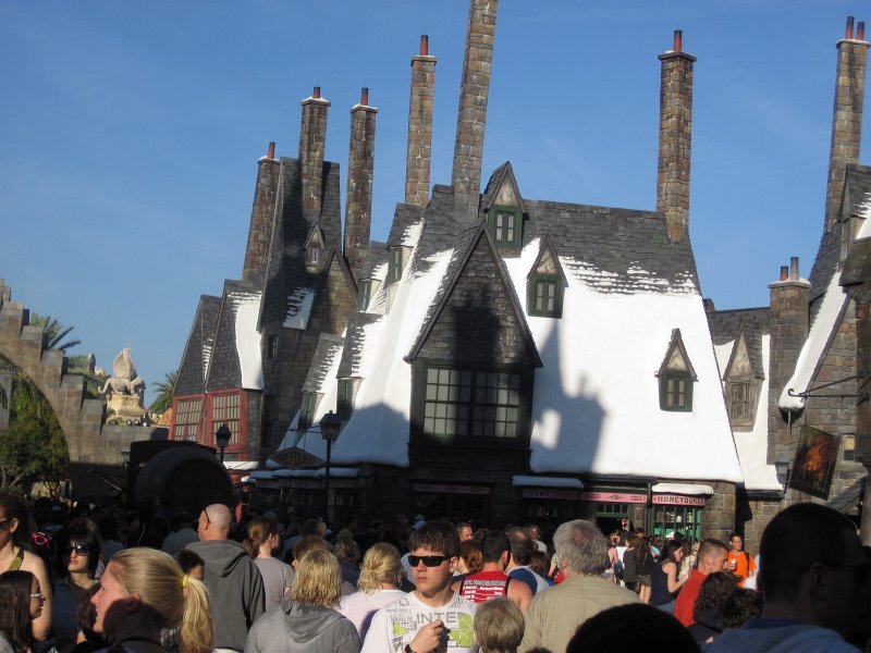 UniversalStudio030511-2393.jpg - Hogsmeade, Harry Potter World