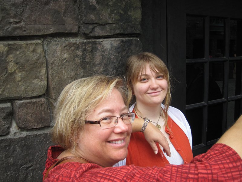 UniversalStudio030511-2342.jpg - Cathie and Liz, waiting to enter Ollivanders, Harry Potter World