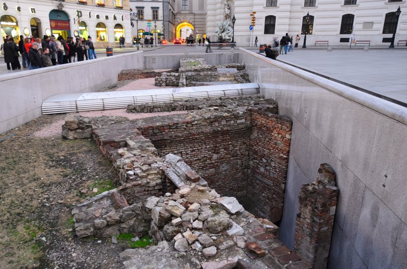 Vienna101311-6636.jpg - Archeological dig of Roman Ruins in Michaelplatz