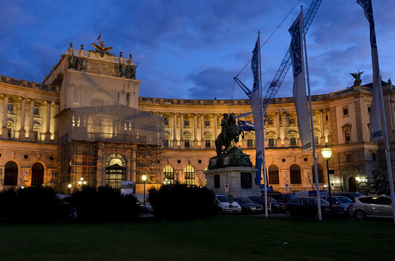 Vienna101311-6650.jpg - Prince Eugene of Savoy statue, Heldenplatz, Neue Burg section Hofburg