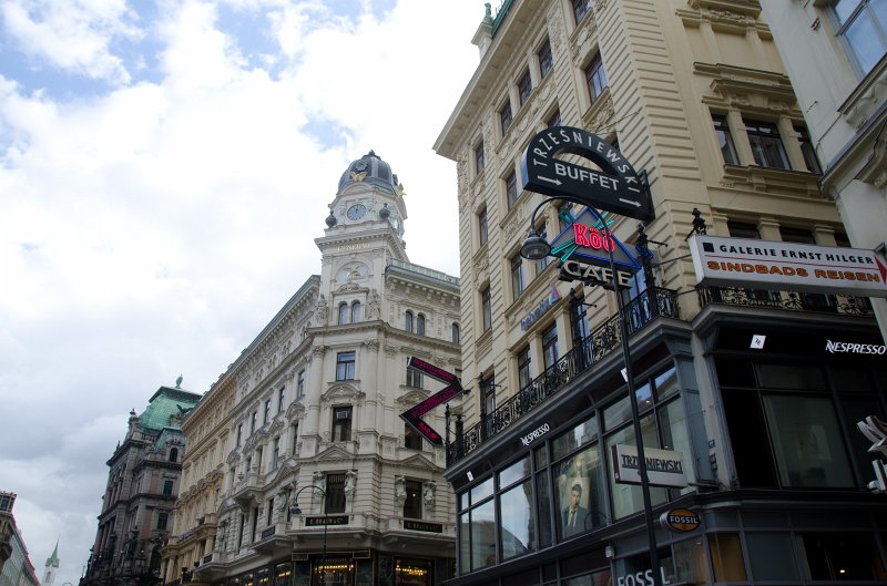 Vienna101311-6373.jpg - Gernerali Building, Der Graben