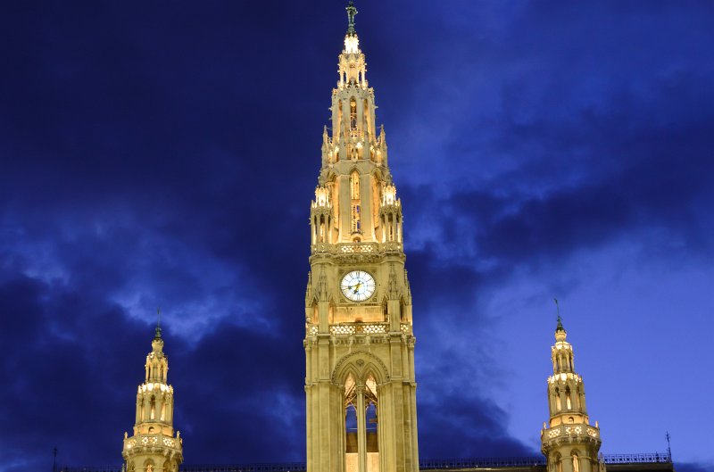 Vienna101311-6468.jpg - Rathaus / Townhall