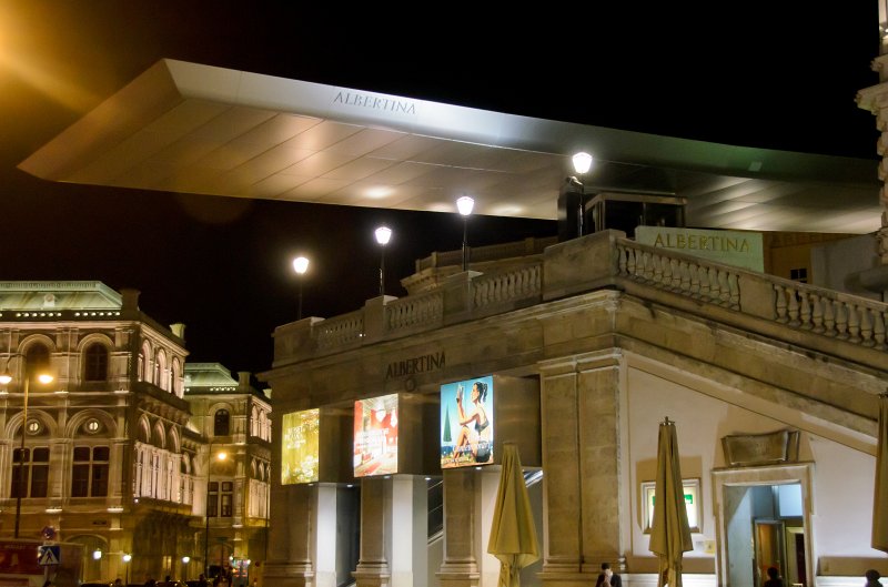 Vienna101311-6697.jpg - Die Albertina Museum,  Palais Erzherzog Albrecht