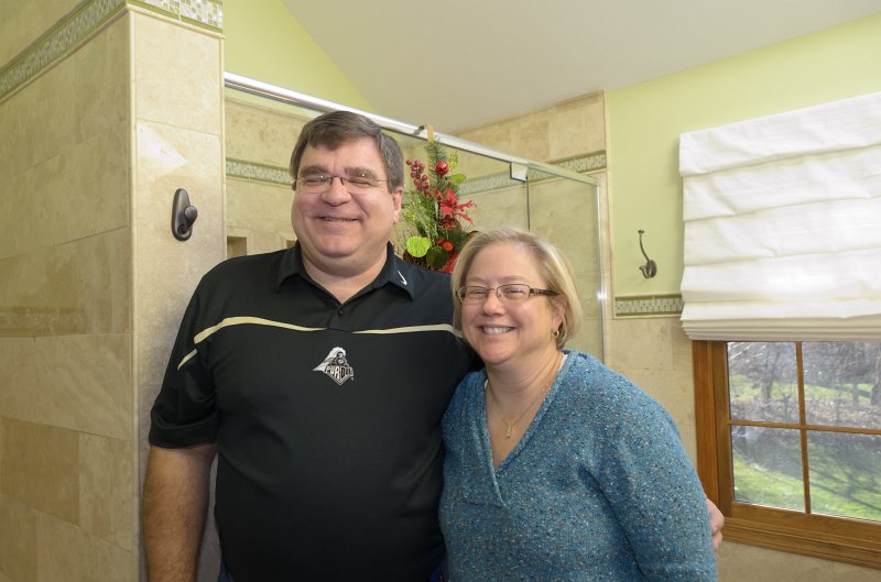 XmasDec11-7749.jpg - Master Bathroom, wrapped for Christmas