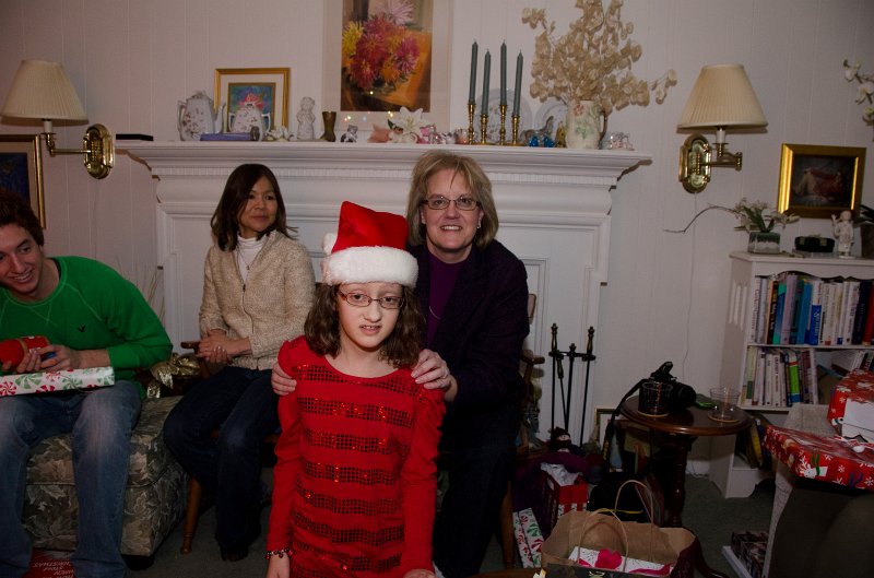 XmasDec11-7617.jpg - Christmas Eve at Grandmas and Grandpas