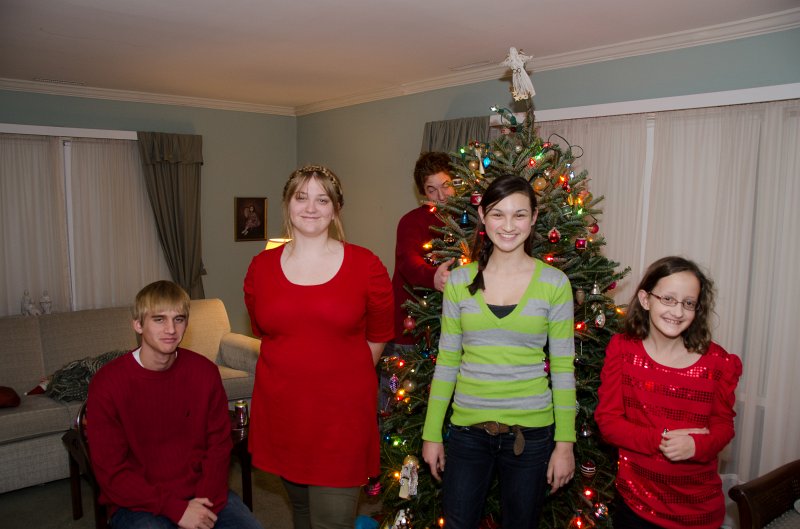 XmasDec11-7629.jpg - Christmas Eve at Grandmas and Grandpas