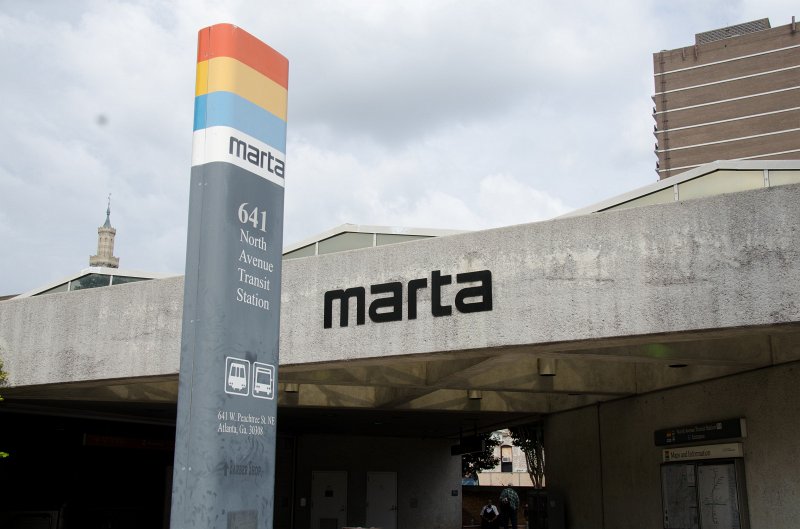Atlanta092011-5999-2.jpg - Marta, North Ave Station