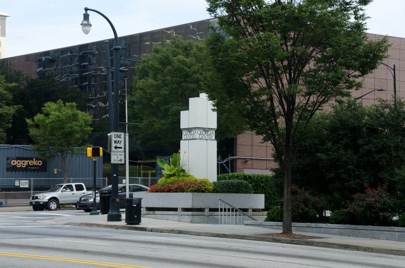 Atlanta092011-6005-2.jpg - Atlanta Midtown Walk