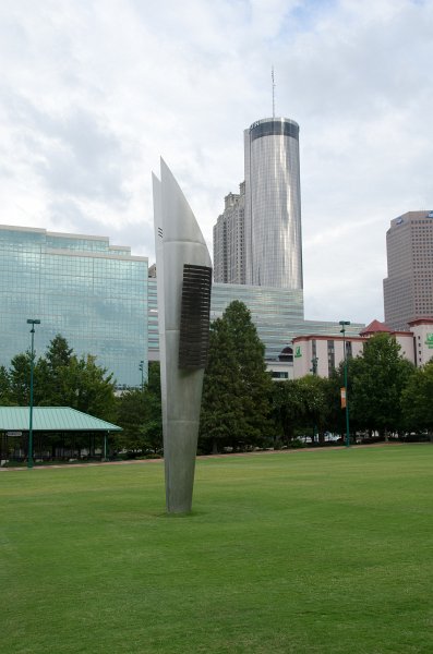 Atlanta092011-6084-2.jpg - Androgyne Planet, sculpture  by Enric Pladeval, 1992. Great Lawn