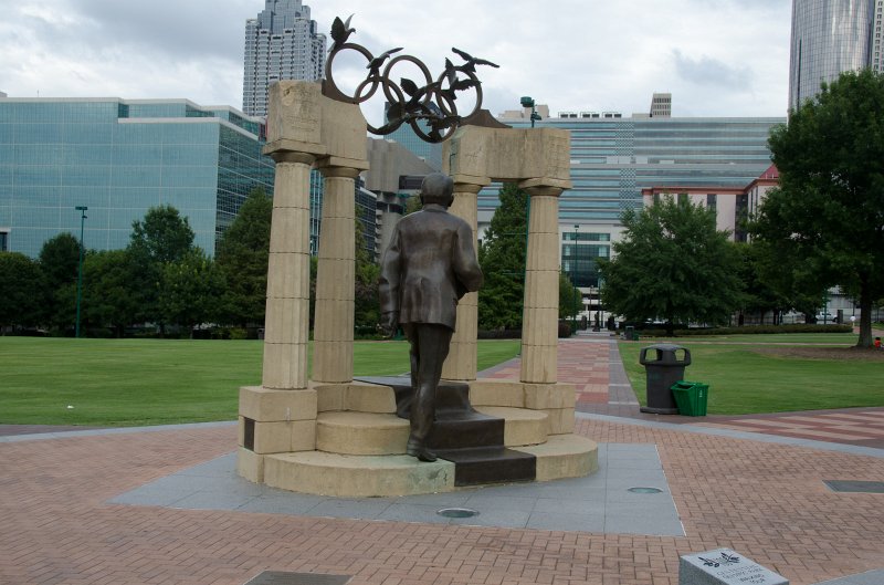 Atlanta092011-6087-2.jpg - Gateway of Dream, sculpture of Baron Pierre de Coubertin, founder of the modern olympics