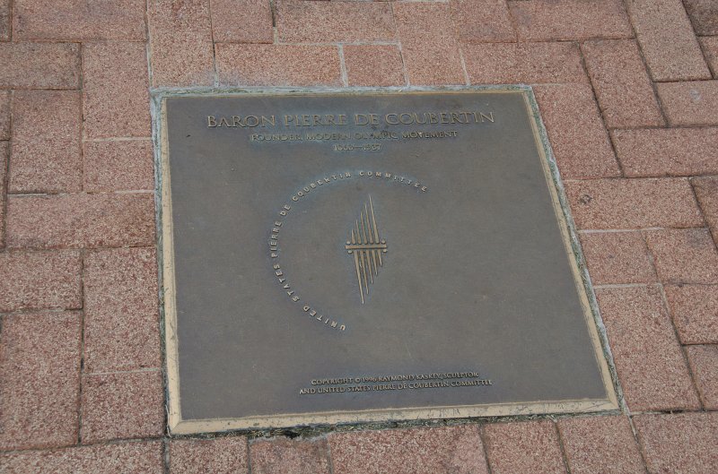Atlanta092011-6088-2.jpg - Gateway of Dream, sculpture of Baron Pierre de Coubertin, founder of the modern olympics: Baron Pierre de Coubertin, Founder Modern Olymic Movement,  1996