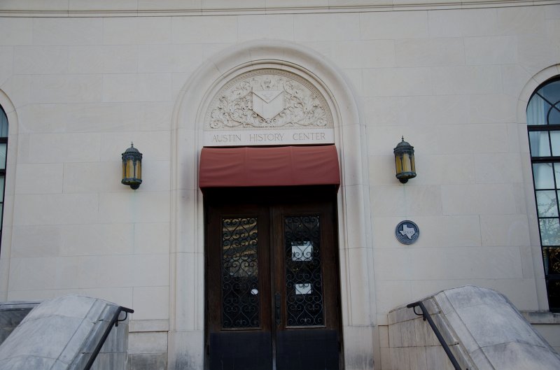 Austin012411-0469.jpg - Austin History Center