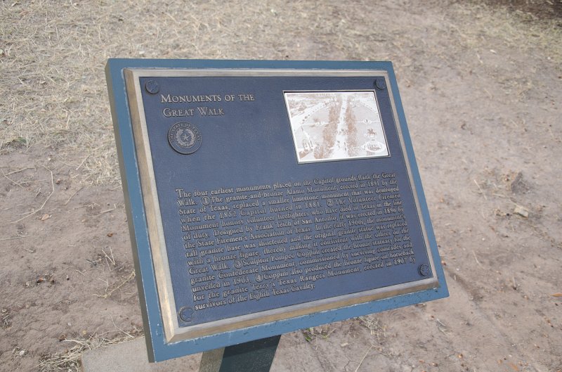 Austin012411-0504.jpg - Monumnets of the Great Walk