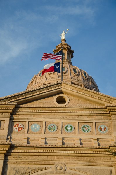 Austin012411-0506.jpg - Texas State Capitol Dome and Goddess of Liberty