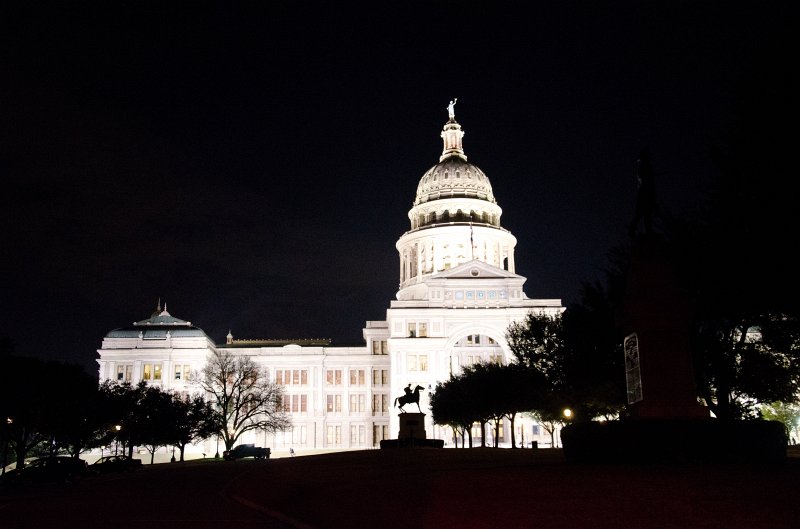 Austin012411-0415.jpg - Texas Capitol