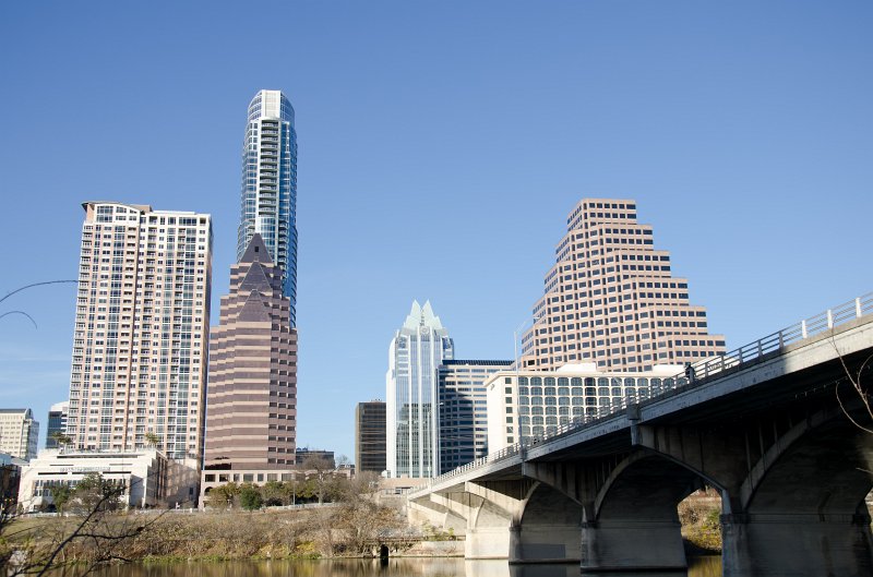 Austin012411-0450.jpg - Congress Ave Bridge: 100 Congress (center, 3 points), Frost Bank Tower (pointy top), One Congress Plaza (pyramid, right), The Austonian (tallest)