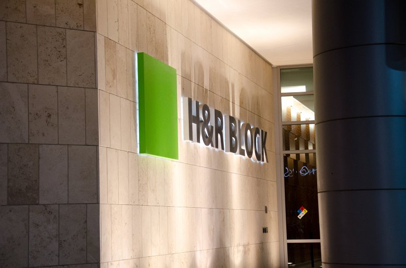 KansasCity022111-0947.jpg - H&R Block World Headquarters