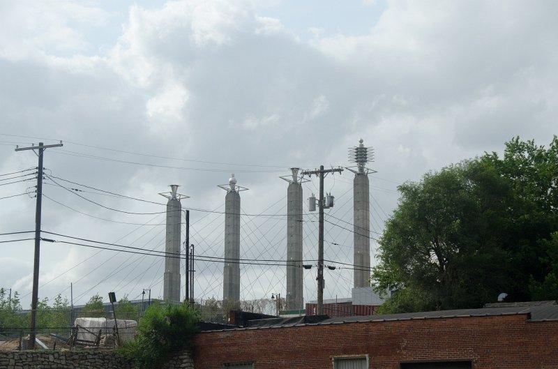 KansasCity062011-3983.jpg - Bartle Hall Pylons, Downtown Kansas City