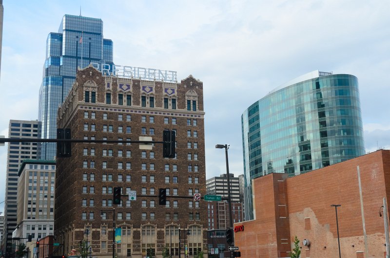 KansasCity062011-3992.jpg - Downtown Kansas Cityscape:  One Kansas City Place, Hilton President,  Town Pavillion, H&R Block World Headquarters,  View looking North on Baltimore Ave